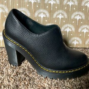 Women’s Dr. Martens platform shoe size 6